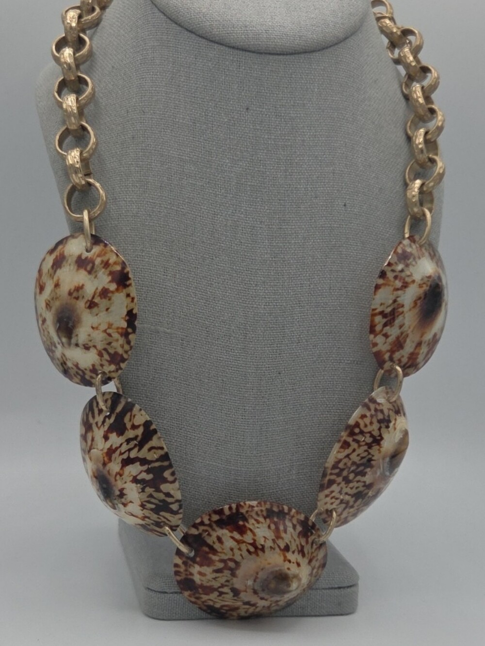 5 for $25! Chico's Statement Shell Disc Necklace in Brown and Cream